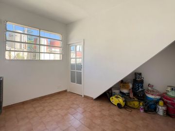 VENTA PH 6AMB MUY LUMINOSO BALCÓN TERRAZA QUINCHO
