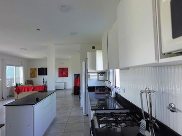 VENTA CASA 5 AMBIENTES PILAR BARRIO SANTO TOMAS