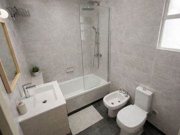 VENTA DTO 2 AMB. LATERAL 1 PISO X ESC V. MITRE LUM