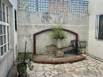 VENTA DTO 2 AMB. LATERAL 1 PISO X ESC V. MITRE LUM