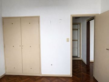 VENTA DTO 2 AMB. LATERAL 1 PISO X ESC V. MITRE LUM