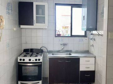 VENTA DTO 2 AMB. LATERAL 1 PISO X ESC V. MITRE LUM