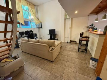 VENTA DE PH LOFT 2 AMB. AL FRENTE EN VERSALLES