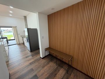 Venta Casa 4 ambientes al lago Country Santa Rita