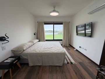 Venta Casa 4 ambientes al lago Country Santa Rita