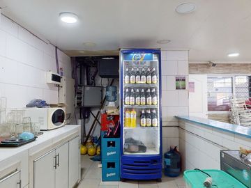 VENTA LOCAL GALPON DEPOSITO SOLANO CENTRO 1152 M2