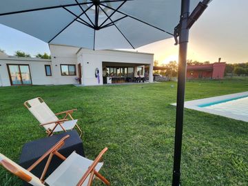 Casa 4 ambientes en Venta Campos de Roca II