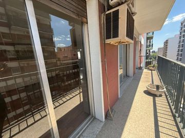 VENTA DEPTO 4 AMBIENTES CON COCHERA EN AVELLANEDA