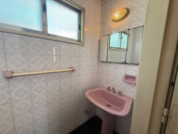 VENTA DEPTO 4 AMBIENTES CON COCHERA EN AVELLANEDA