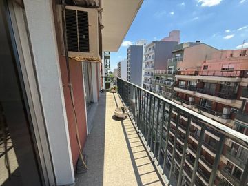 VENTA DEPTO 4 AMBIENTES CON COCHERA EN AVELLANEDA
