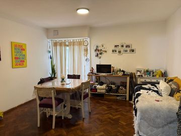 VENTA, DEPARTAMENTO DE 1 DORMITORIO URQUIZA 1636