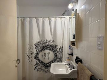 VENTA, DEPARTAMENTO DE 1 DORMITORIO URQUIZA 1636