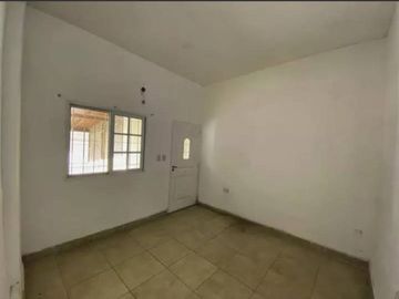 Casa en venta. Fisherton R. Apta credito.