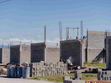 ALQUILER COMERCIAL GALPON 300 M2 SOBRE RUTA 38