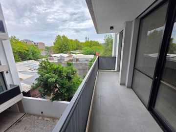 VENTA DEPTO MONOAMBIENTE TIGRE COCHERA JACUZZI