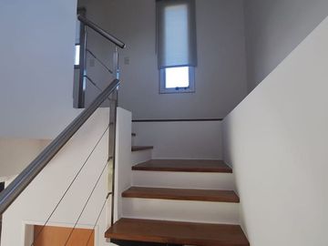 CASA 3 DORM EN ALQUIL JARDIN PILETA MUELLE AL AGUA