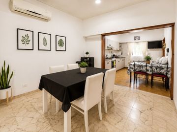 VENTA Casa Lanús pileta parrilla terraza 2 cochera