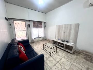 VENTA Casa Lanús pileta parrilla terraza 2 cochera