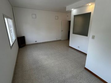 ALQUILER DE OFICINAS - CONSULTORIOS EN CIPOLLETTI