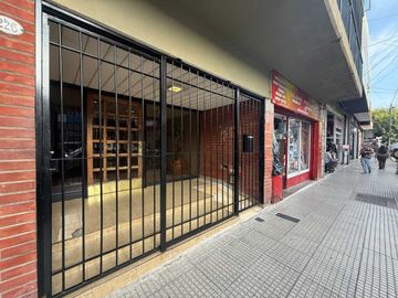 DEPARTAMENTO 4 AMBIENTES CON BALCON FLORESTA