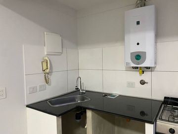 VENTA 2 AMBIENTES ALMAGRO MEDRANO  Y  AV RIVADAVIA
