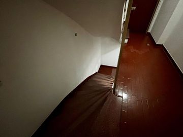DEPARTAMENTO 4 AMB AL FRENTE C/GUARDACOCHE FLORES
