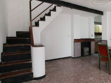 VENTA PH TIPO CASA 5 AMBIENTES FLORESTA