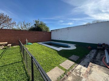 VENTA CASA TRES AMB CIUDAD EVITA APTA CREDITO PILE