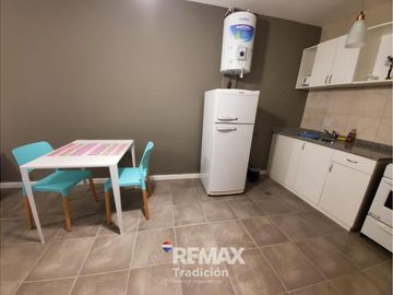 Monoambiente amoblado en venta- centro de Resisten