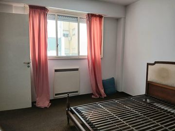 DEPTO 2 AMB.GRANDES ALQUILER- BARRACAS -C/VESTIDOR