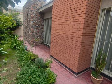 CASA ESQUINA,FRENTE A YPF DE CALLE ALBERDI, GLLÉN