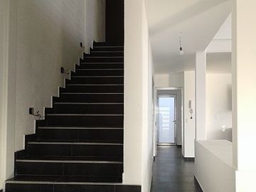 Amplia Casa en Venta en Cumbres de Lago,  4 recs, una en Planta Baja.