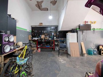 Venta de local en Villa Crespo zona Warnes