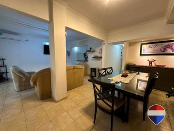 CASA EN VENTA EN SAN VICENTE CON PILETA Y COCHERA