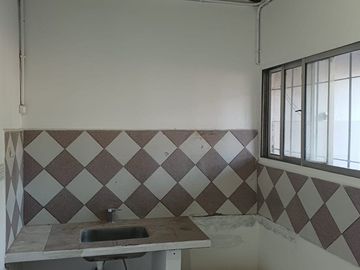 MONOAMBIENTE EN ALQUILER EN MONTE GRANDE CON PATIO