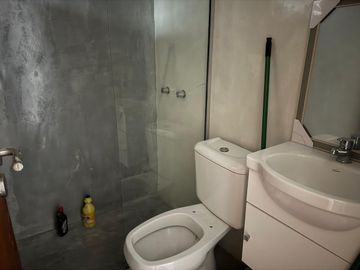 OFICINA CONSULTORIO EN VENTA LA PLATA