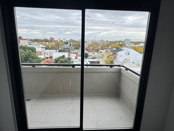 DEPARTAMENTO EN VENTA DEVOTO 2 AMBIENTES - BALCON