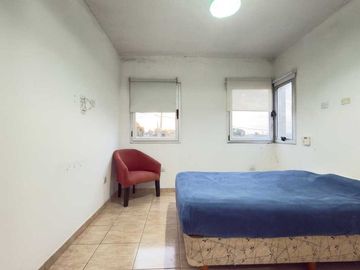 CASA EN VENTA SAN CARLOS LA PLATA 2 DORMITORIOS