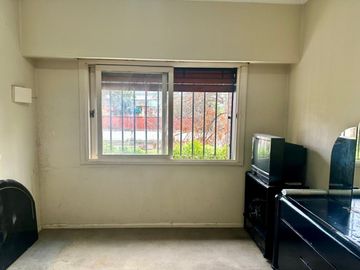 VENTA CASA 6 AMB FLORES C/DEP SERV- PATIO-TERRAZA