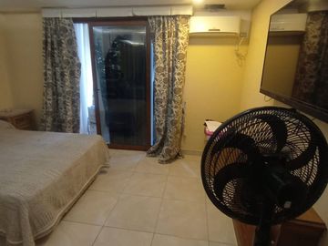 VENTA CASA EN 2 PLANTAS C/COCHERA FLORESTA NORTE