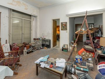 VENTA Depto. 4 AMBIENTES con PATIO