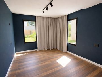 VENTA CASA 5 AMBIENTES  A ESTRENAR  COLINA ALEGRE