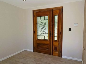 VENTA CASA 5 AMBIENTES  A ESTRENAR  COLINA ALEGRE
