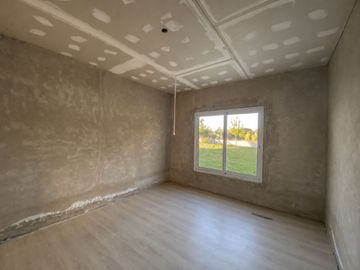 Casa 2 dormitorios en venta en  construcción