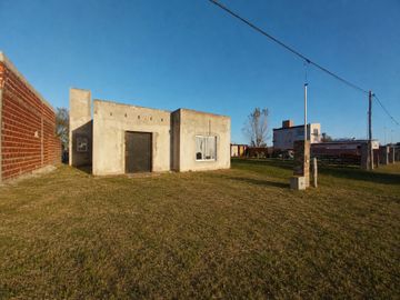 Casa 2 dormitorios en venta en  construcción