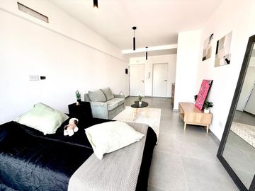 VENTA MONOAMB C/BALC A ESTR EXC CALIDAD MONSERRAT