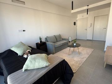 VENTA MONOAMB C/BALC A ESTR EXC CALIDAD MONSERRAT