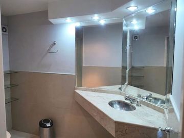 ALQUILER- CASA- COUNTRY- 3 AMB- AMOBLADA
