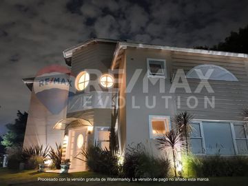 ALQUILER- CASA- COUNTRY- 3 AMB- AMOBLADA
