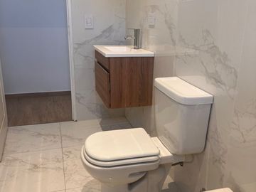 VENTA CASA 5 AMBIENTES STA ELENA PILAR DEL ESTE